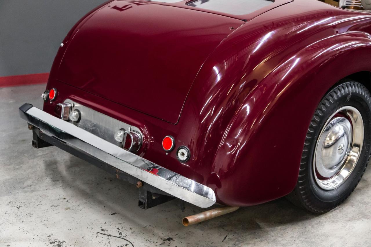 1949 Triumph 2000