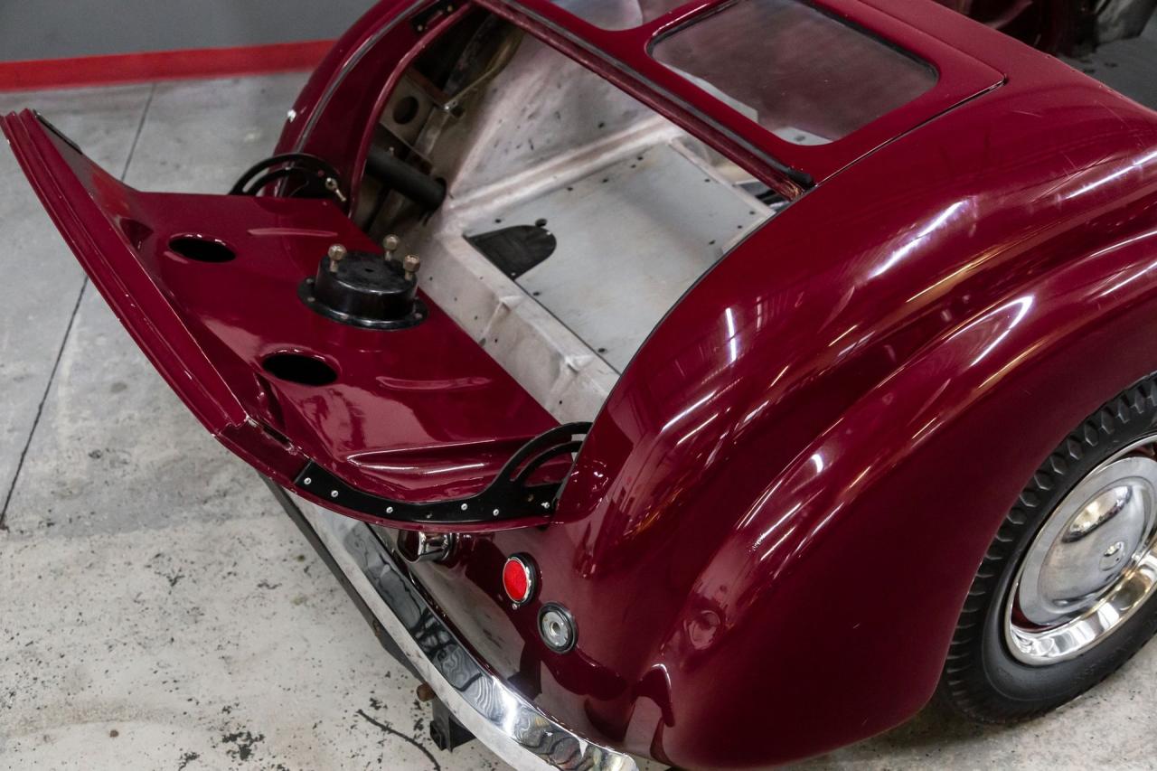 1949 Triumph 2000