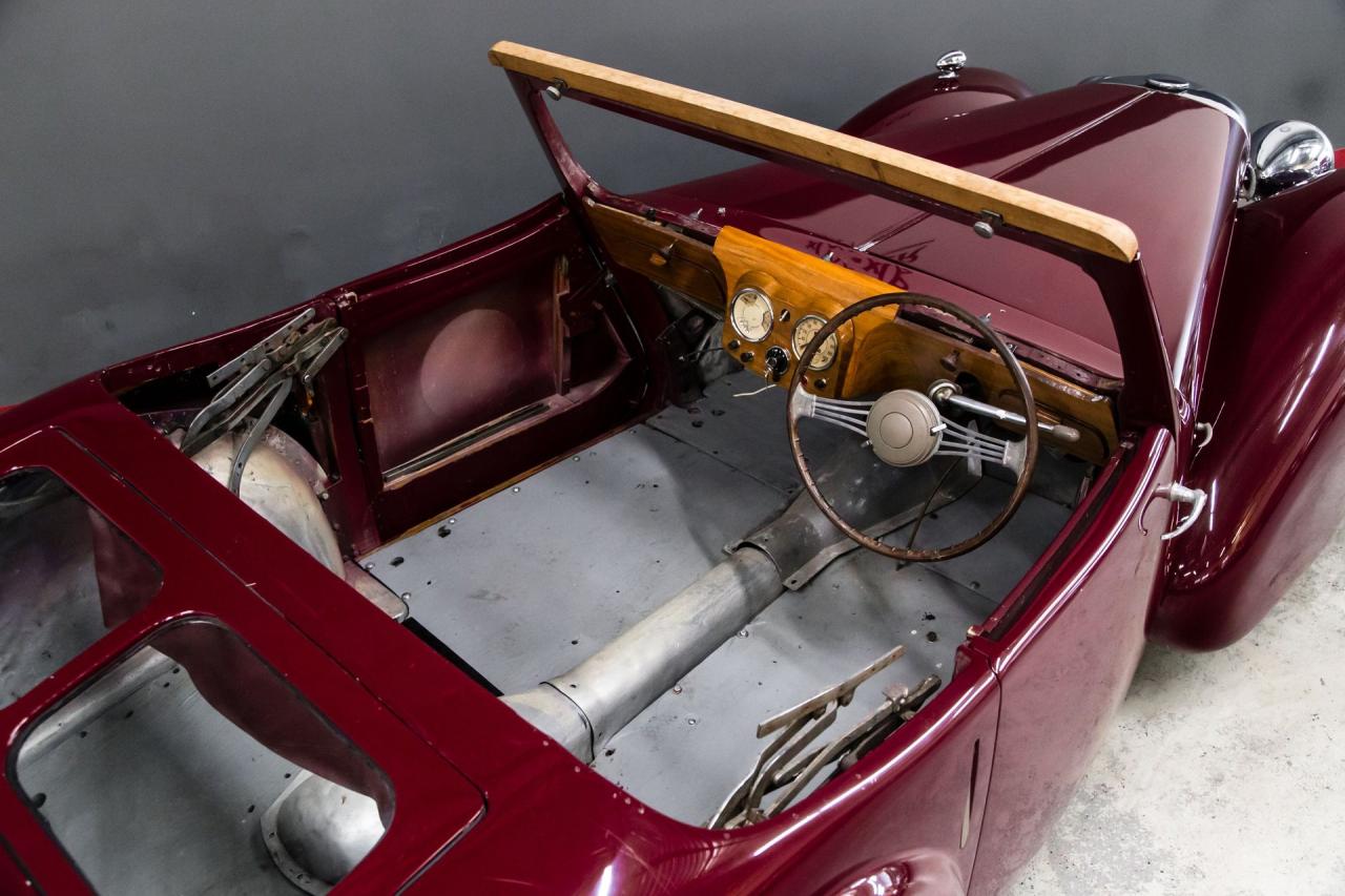 1949 Triumph 2000