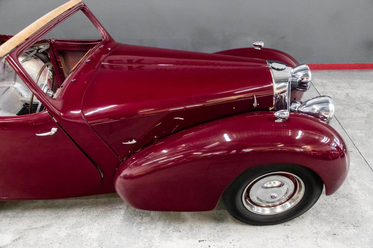 1949 Triumph 2000