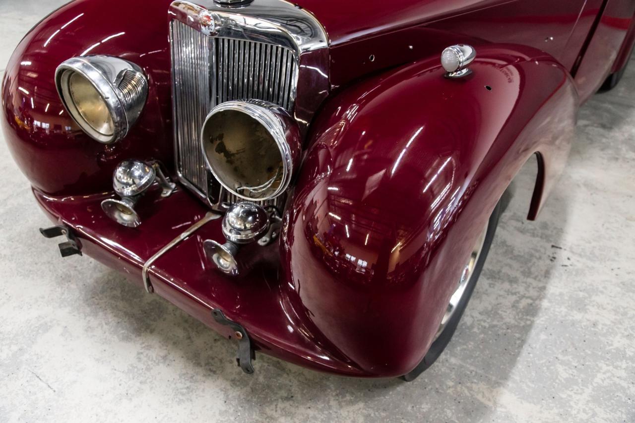 1949 Triumph 2000