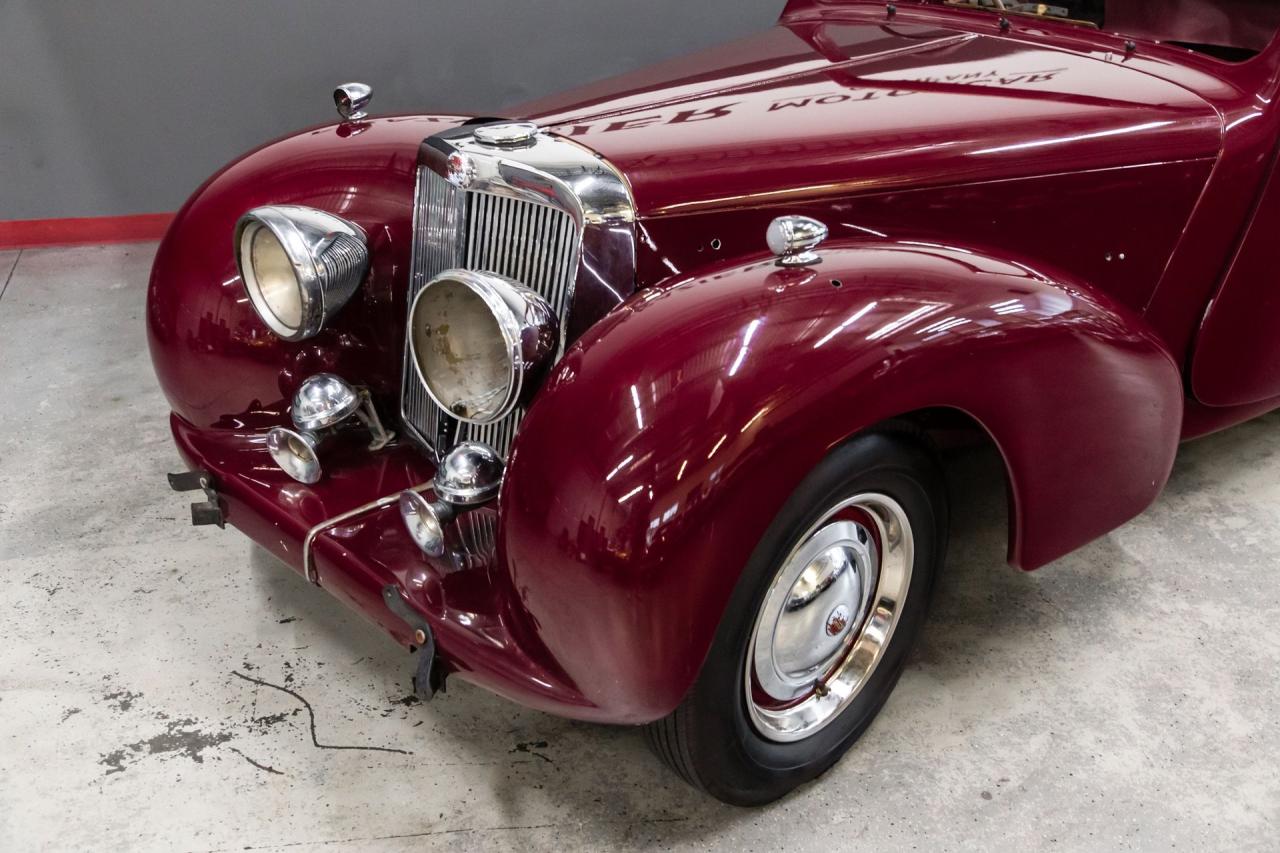 1949 Triumph 2000