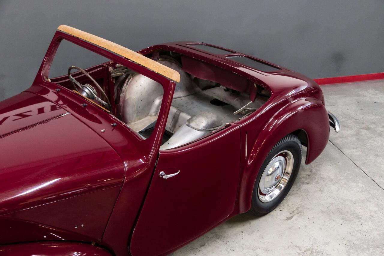1949 Triumph 2000