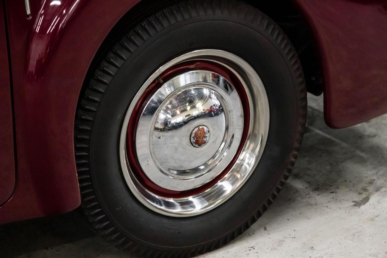 1949 Triumph 2000