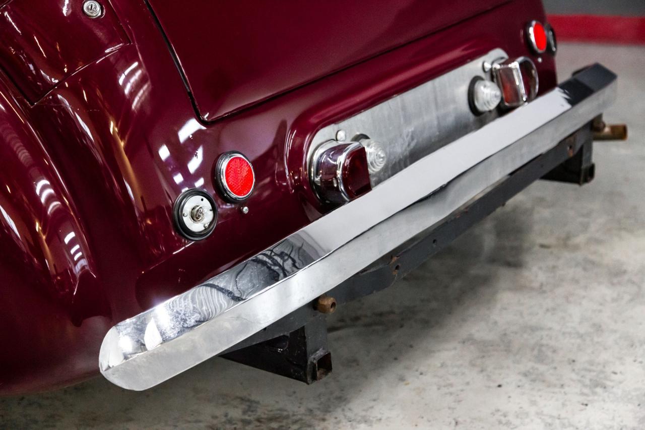 1949 Triumph 2000
