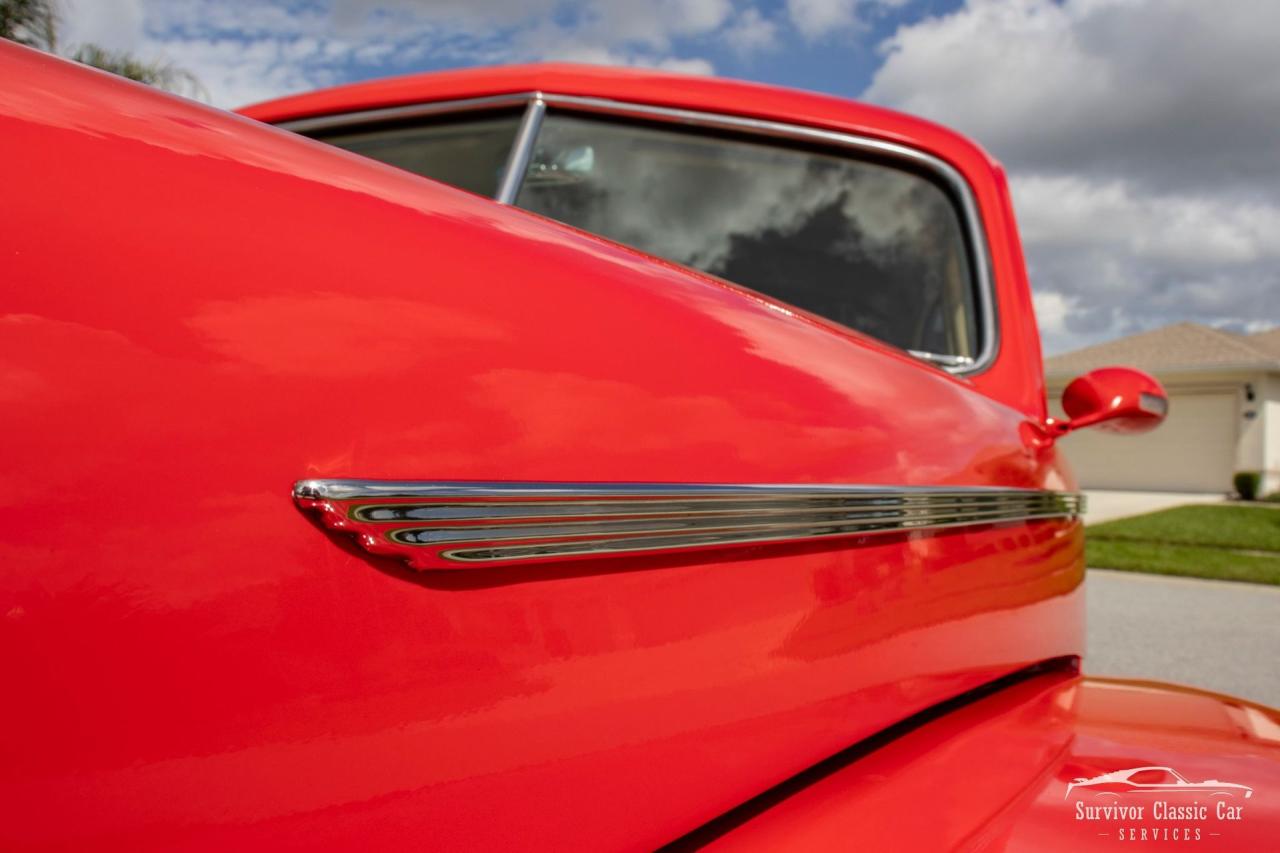 1941 Ford Super Deluxe