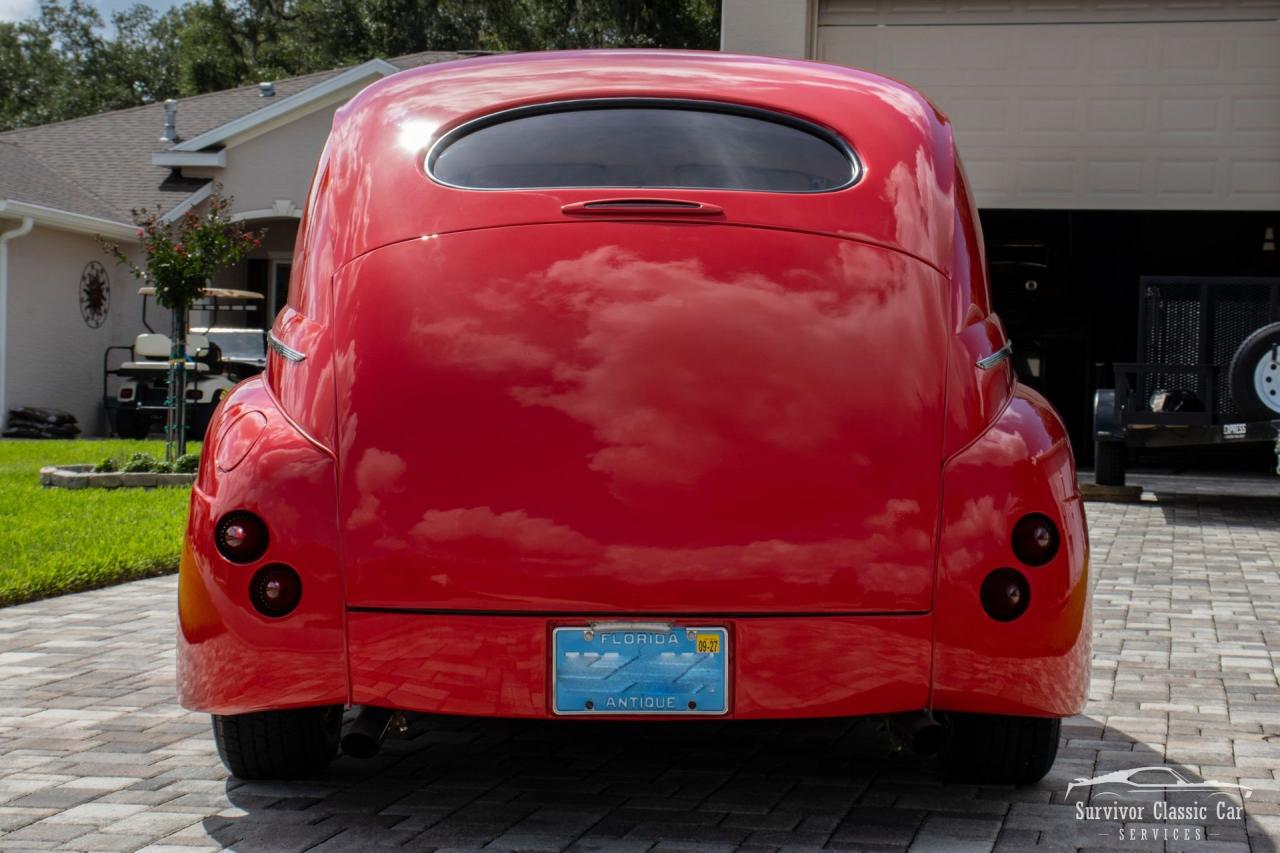 1941 Ford Super Deluxe