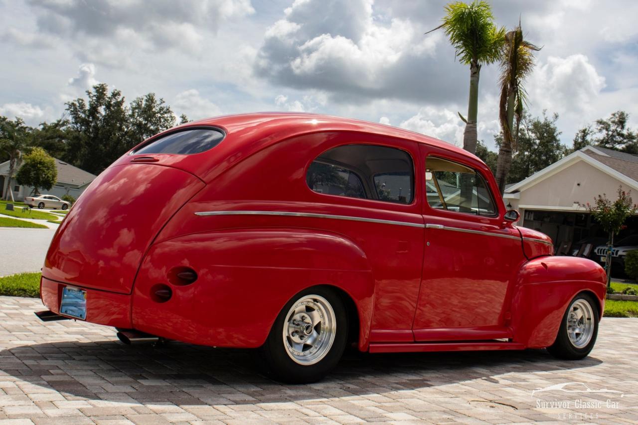 1941 Ford Super Deluxe
