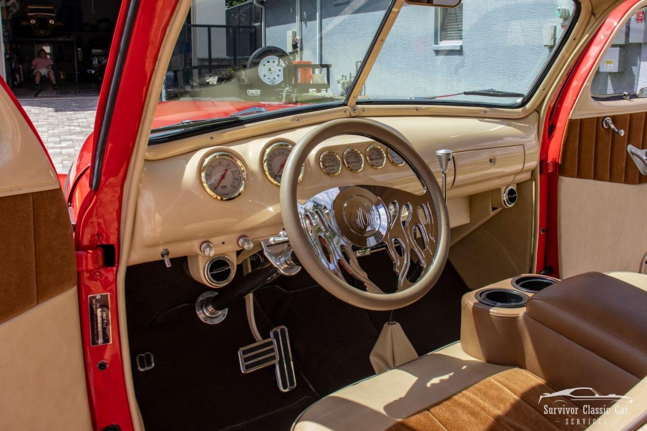 1941 Ford Super Deluxe