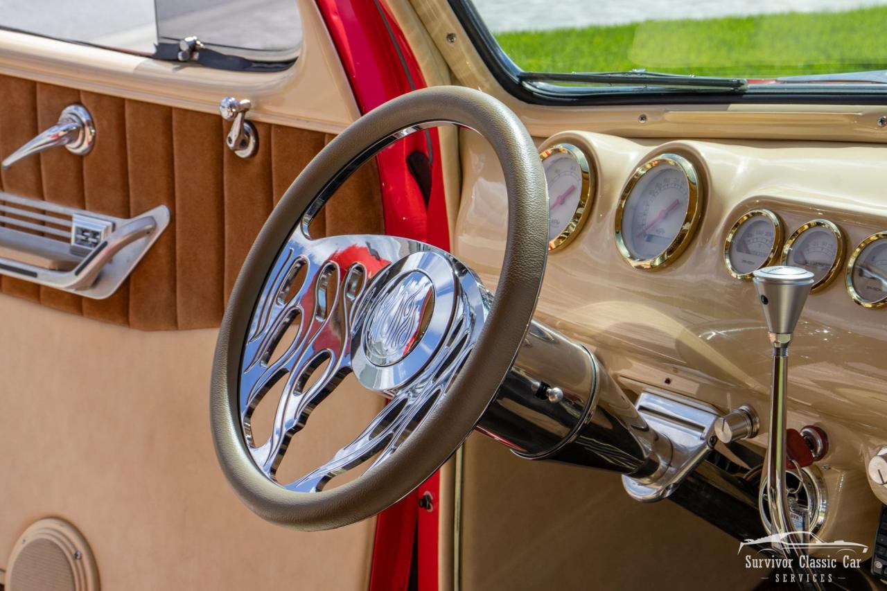 1941 Ford Super Deluxe