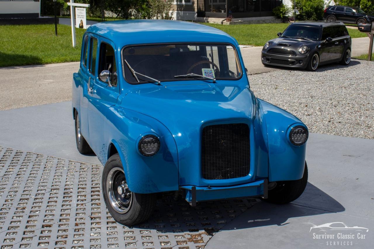 1965 Austin Taxi Cab FX4