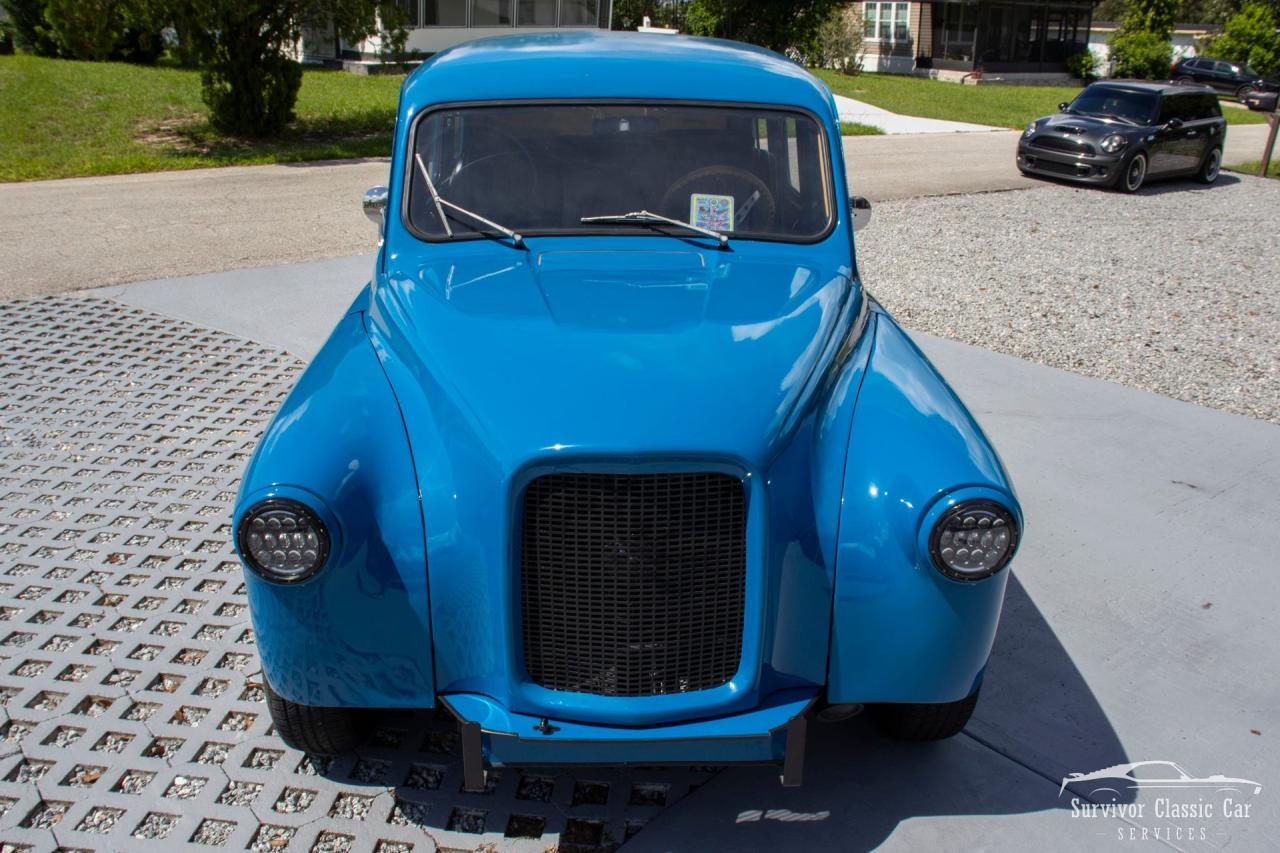 1965 Austin Taxi Cab FX4