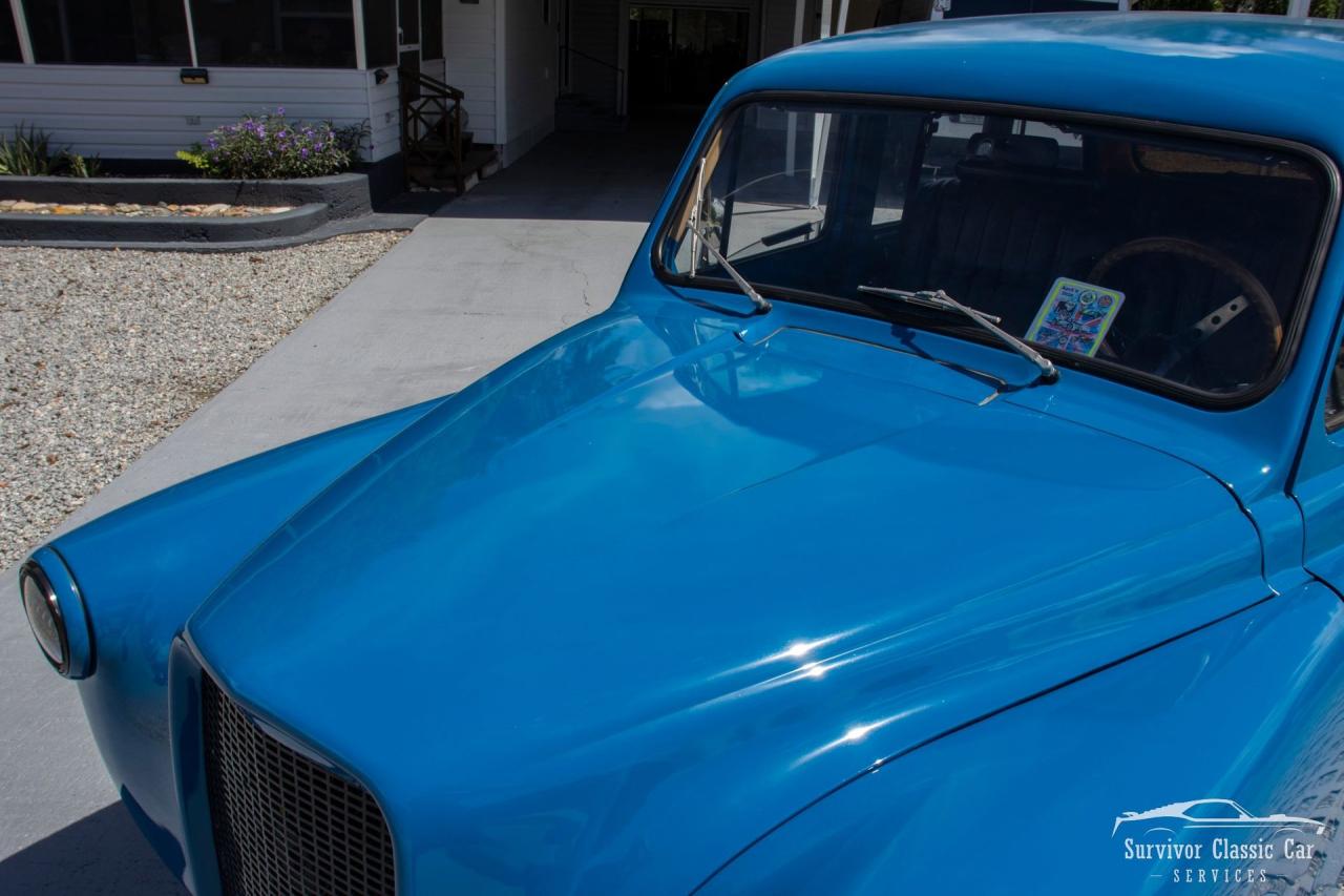 1965 Austin Taxi Cab FX4