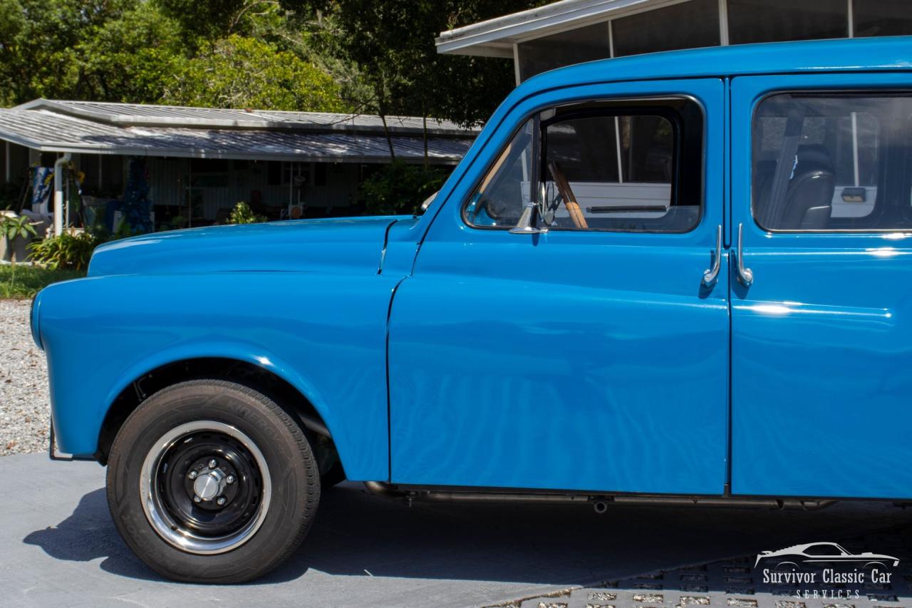 1965 Austin Taxi Cab FX4