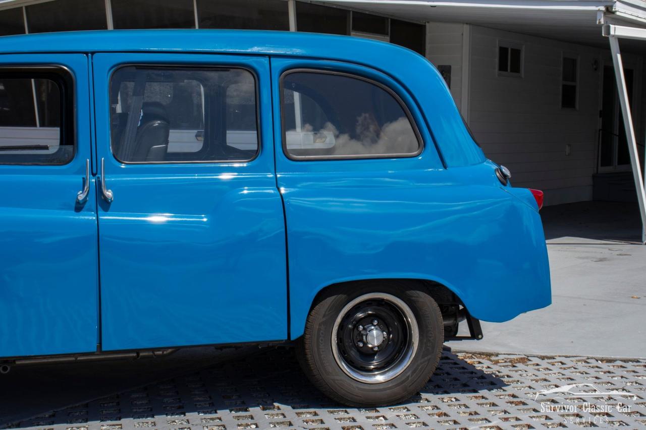 1965 Austin Taxi Cab FX4
