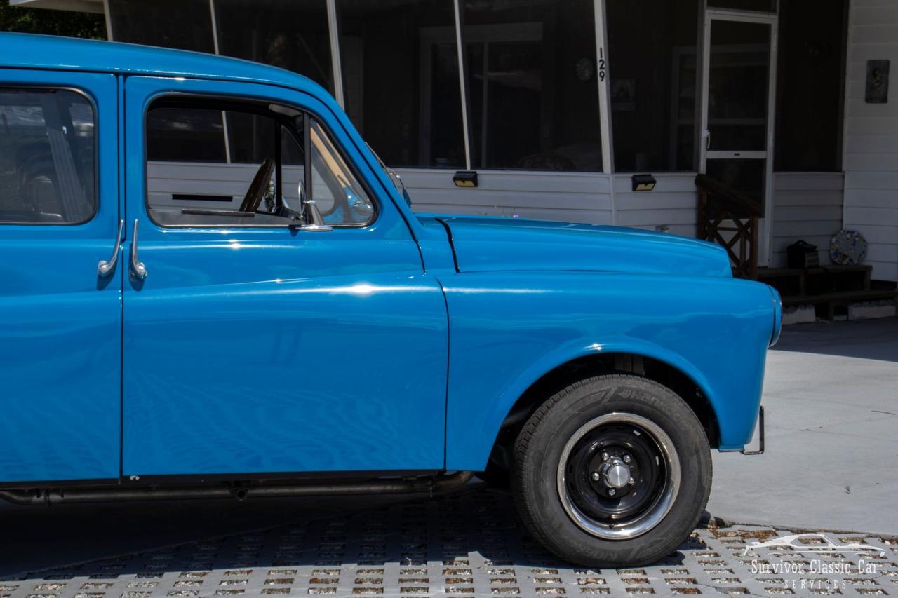 1965 Austin Taxi Cab FX4