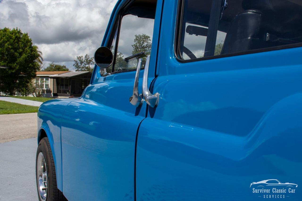 1965 Austin Taxi Cab FX4