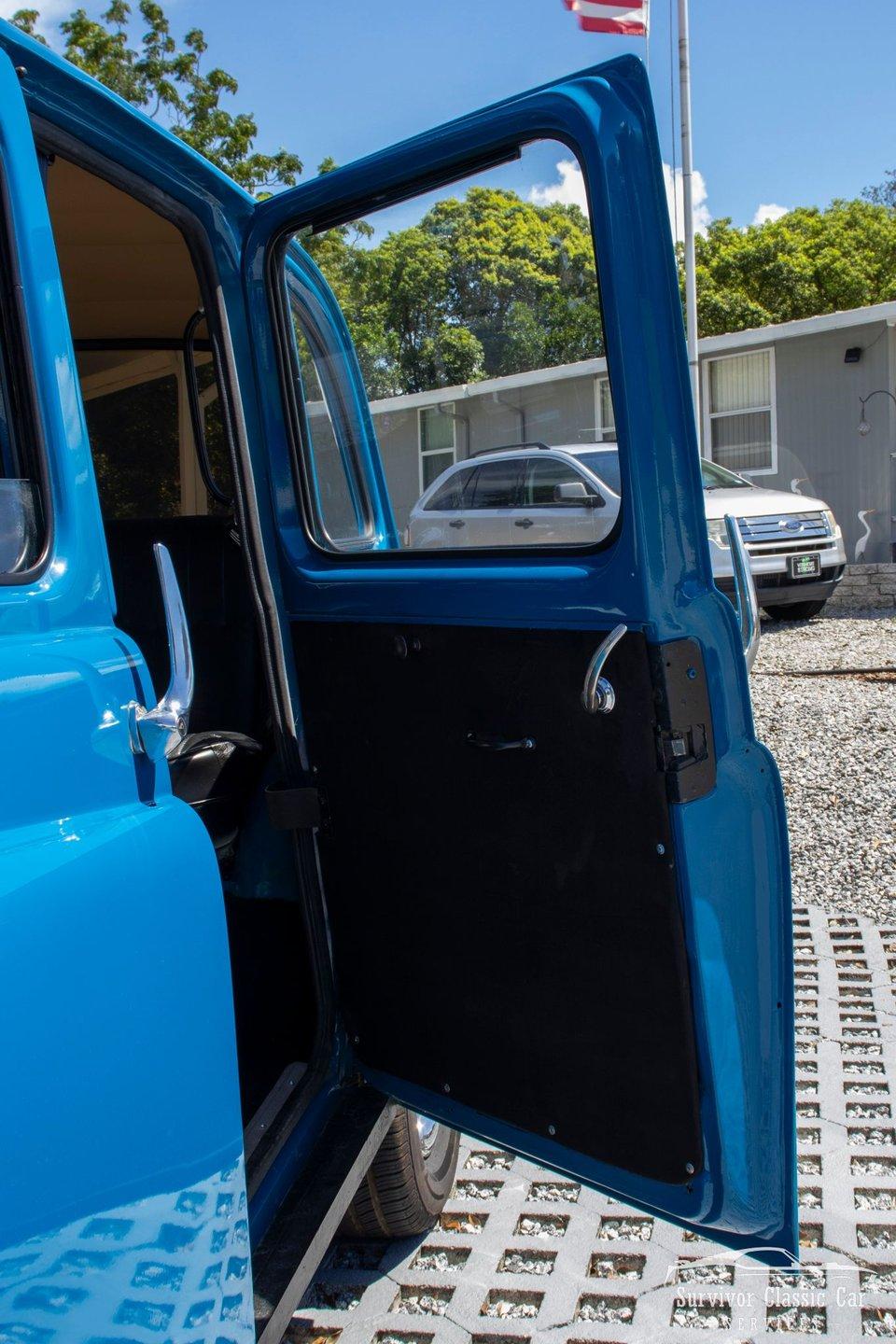 1965 Austin Taxi Cab FX4