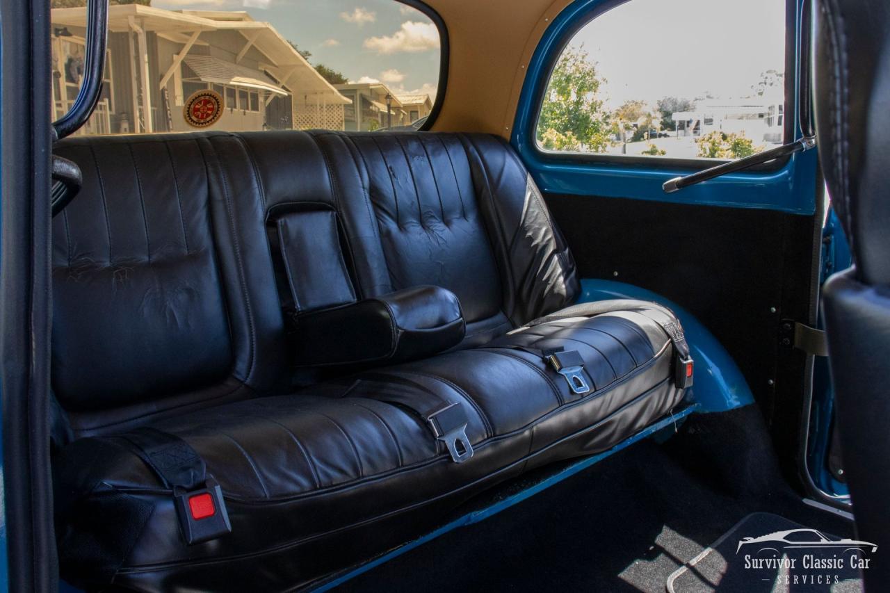 1965 Austin Taxi Cab FX4