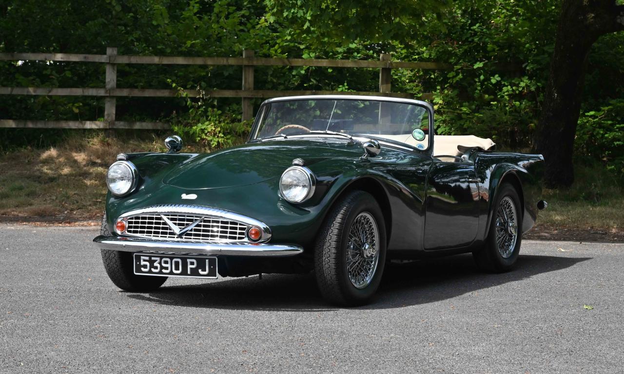 1963 Daimler SP250 Dart