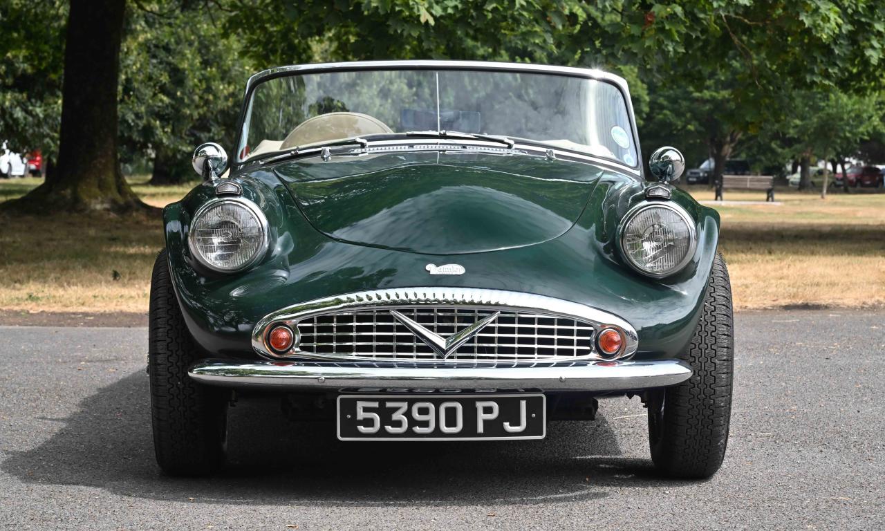 1963 Daimler SP250 Dart