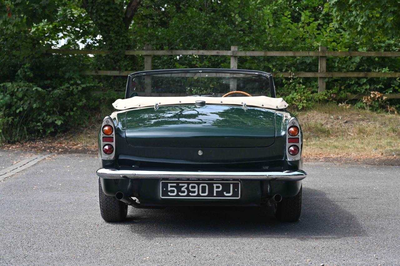 1963 Daimler SP250 Dart