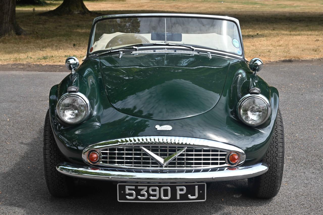1963 Daimler SP250 Dart