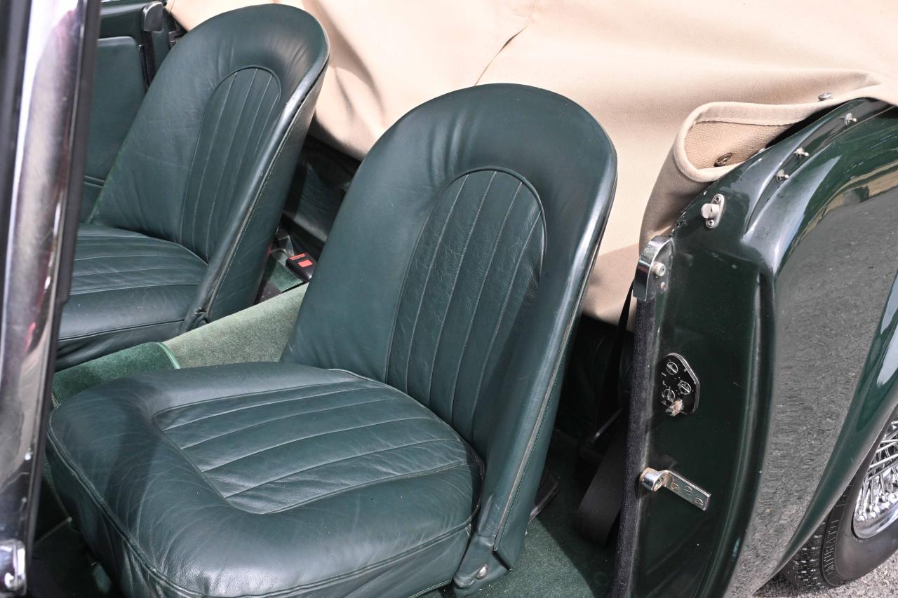1963 Daimler SP250 Dart