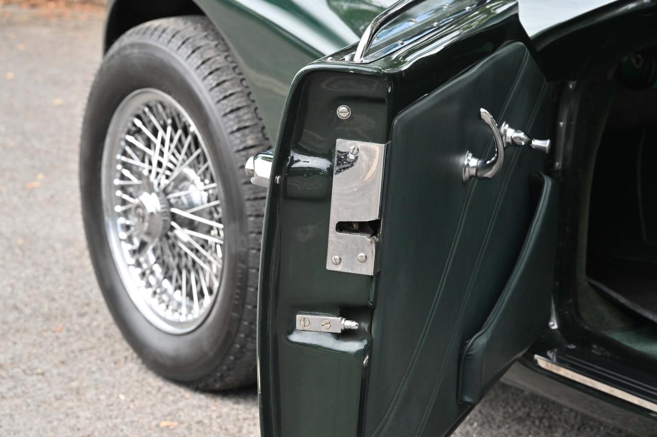 1963 Daimler SP250 Dart