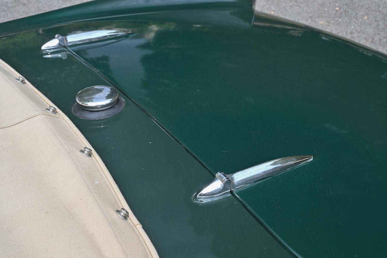 1963 Daimler SP250 Dart