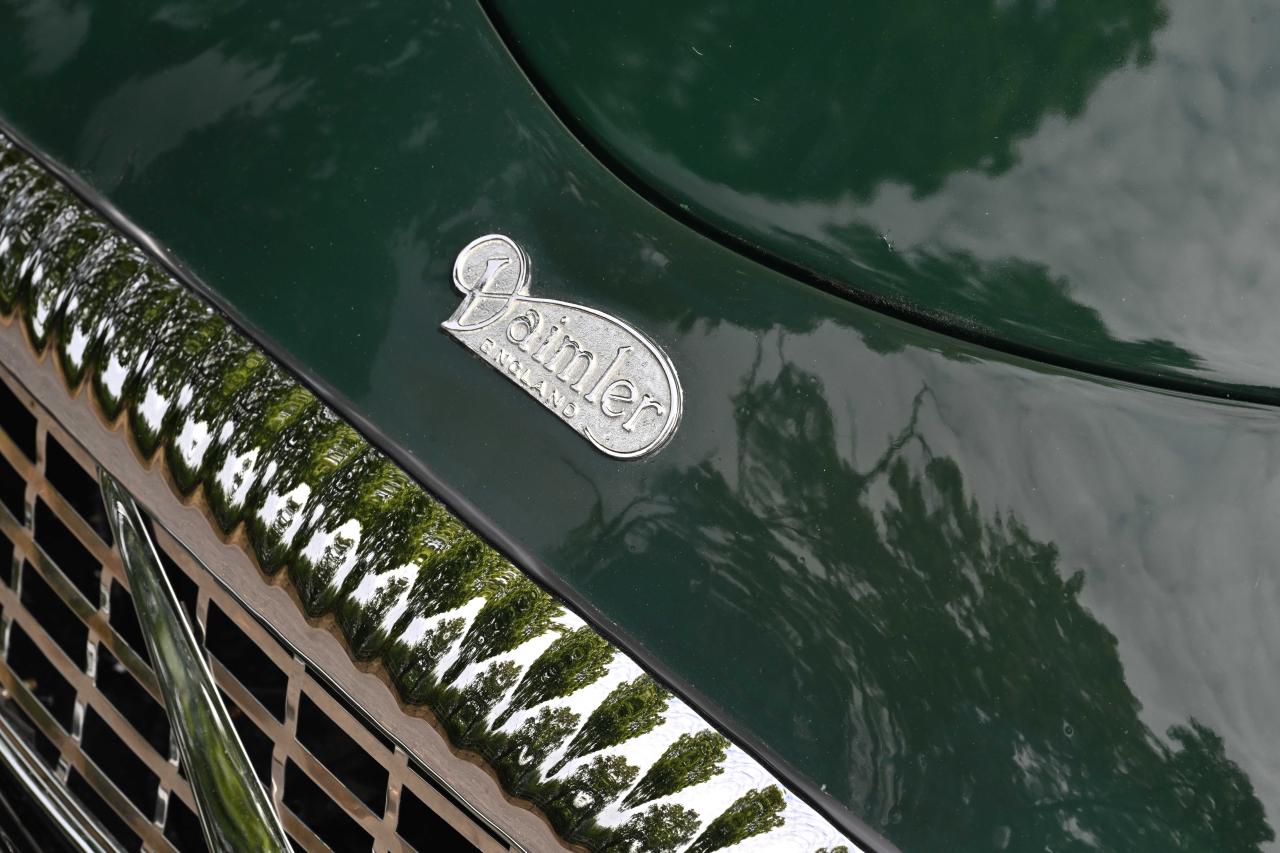 1963 Daimler SP250 Dart