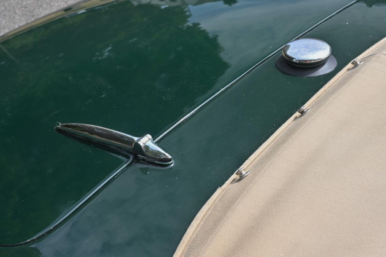 1963 Daimler SP250 Dart