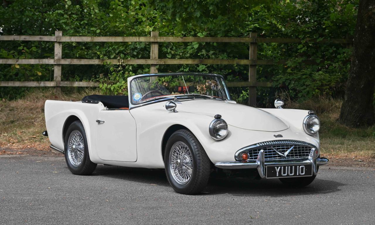 1960 Daimler SP250 Dart