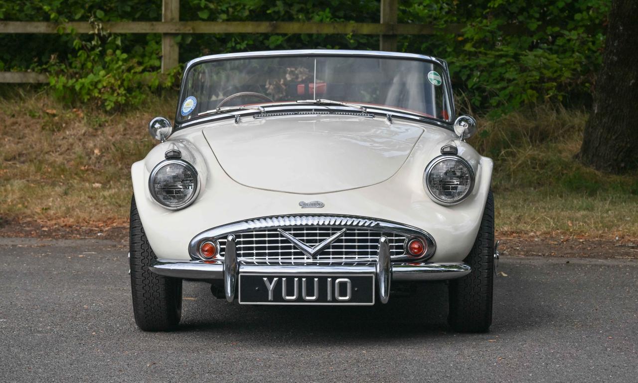 1960 Daimler SP250 Dart