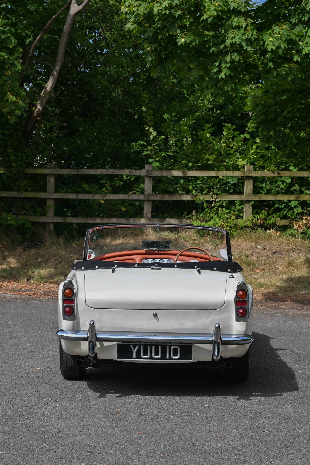 1960 Daimler SP250 Dart