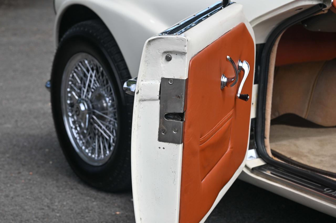 1960 Daimler SP250 Dart