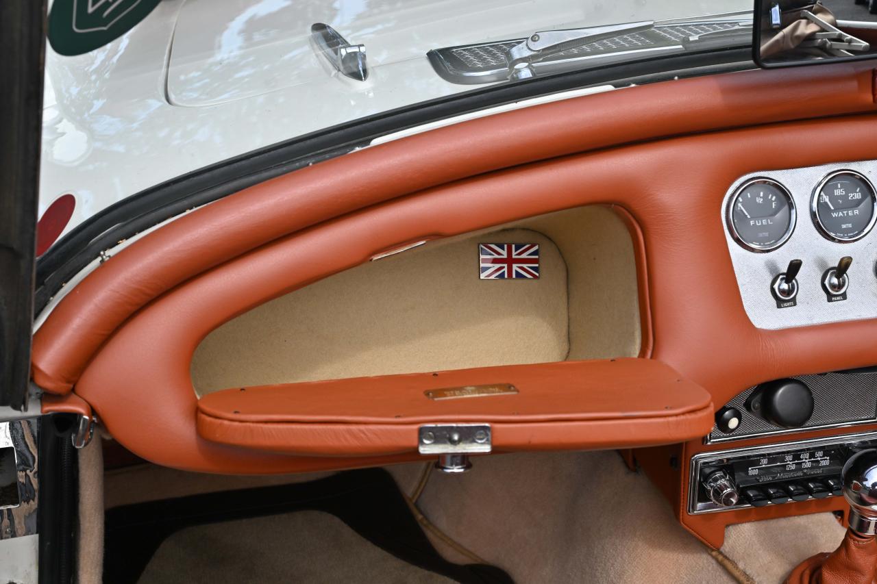 1960 Daimler SP250 Dart