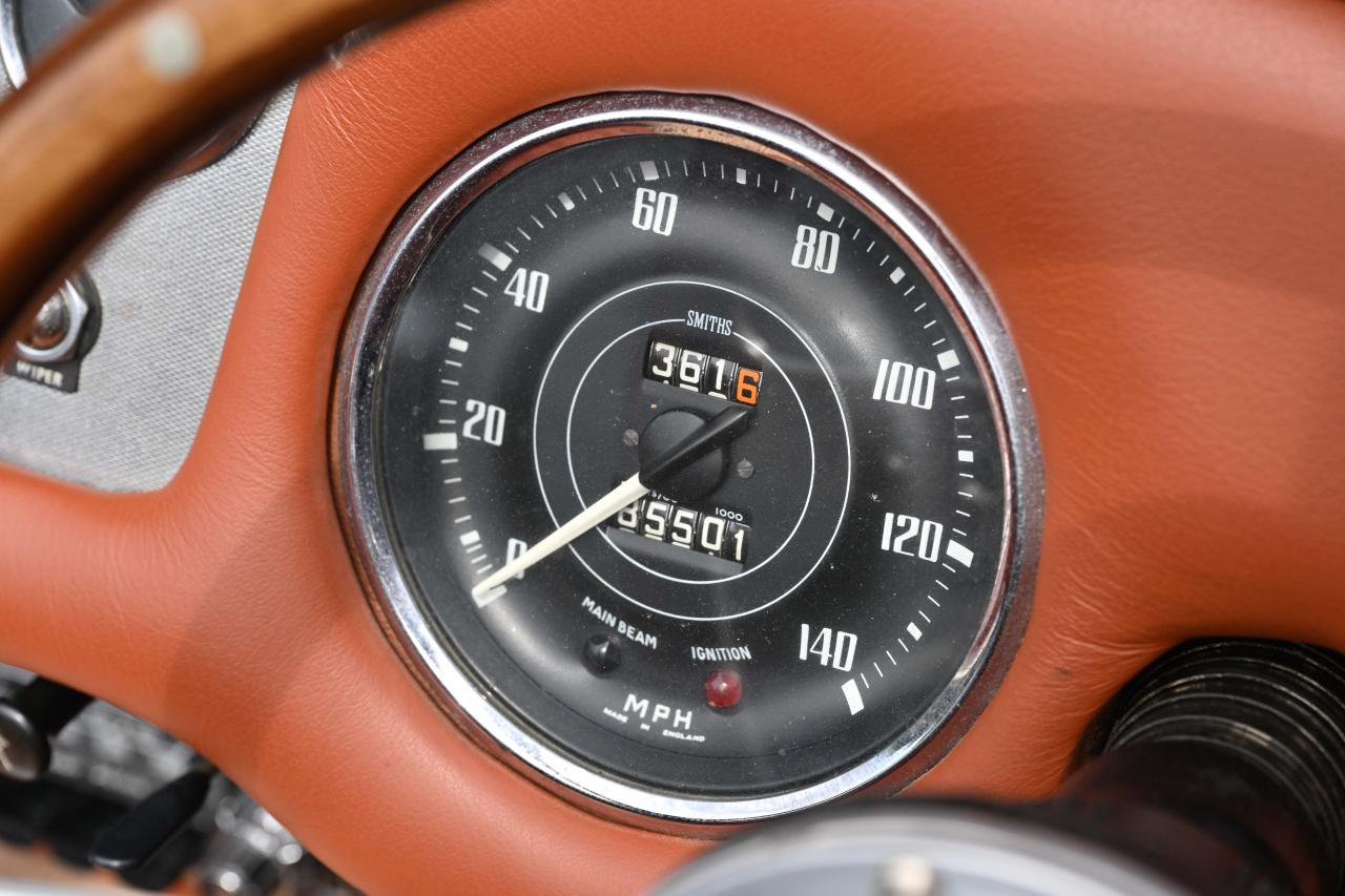 1960 Daimler SP250 Dart