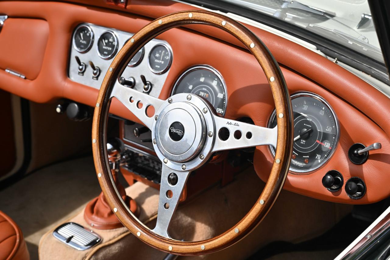 1960 Daimler SP250 Dart