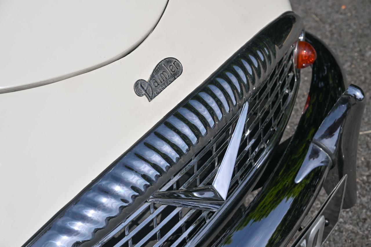 1960 Daimler SP250 Dart