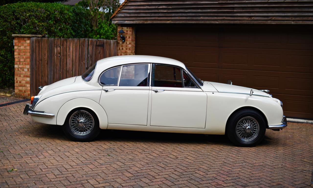1968 Jaguar MK.II 2.4