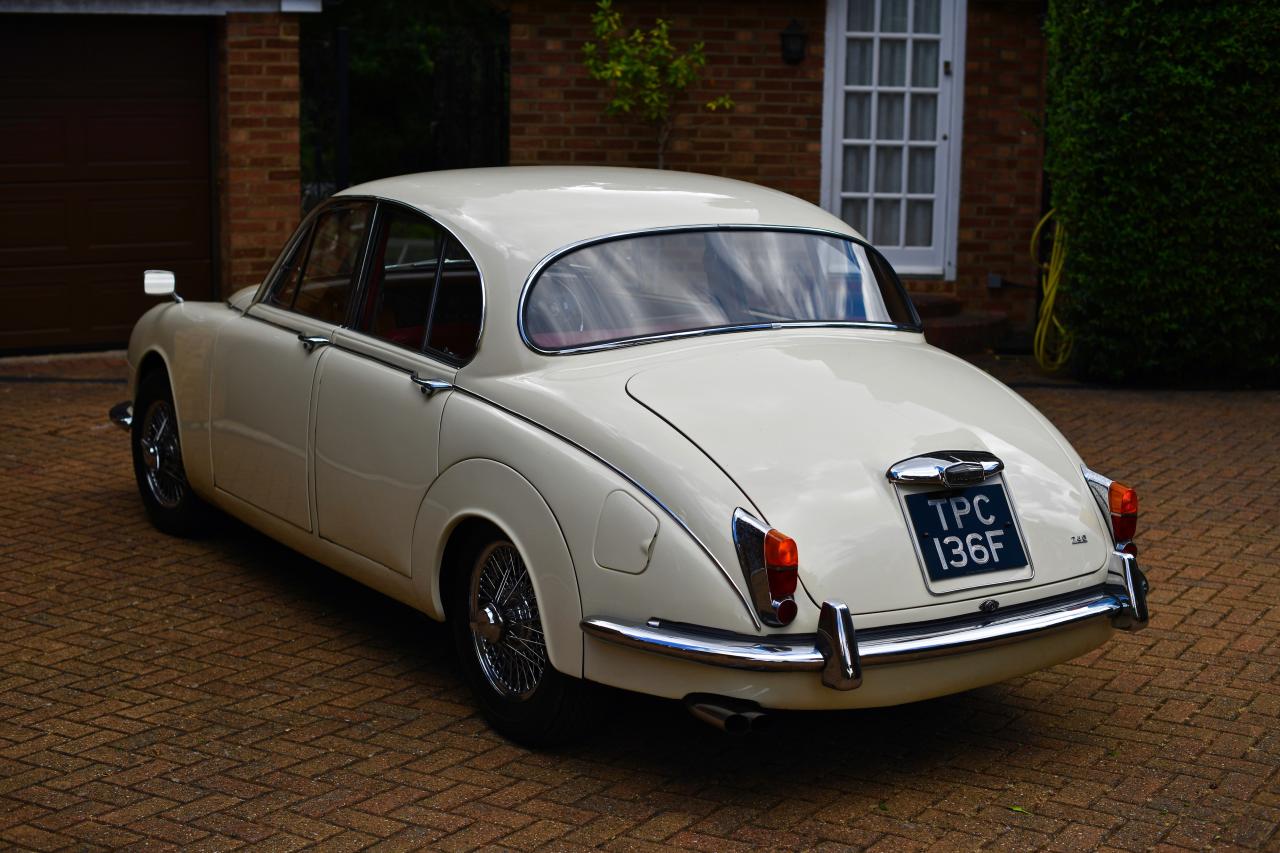 1968 Jaguar MK.II 2.4
