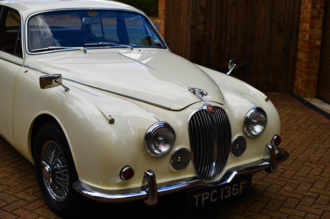 1968 Jaguar MK.II 2.4