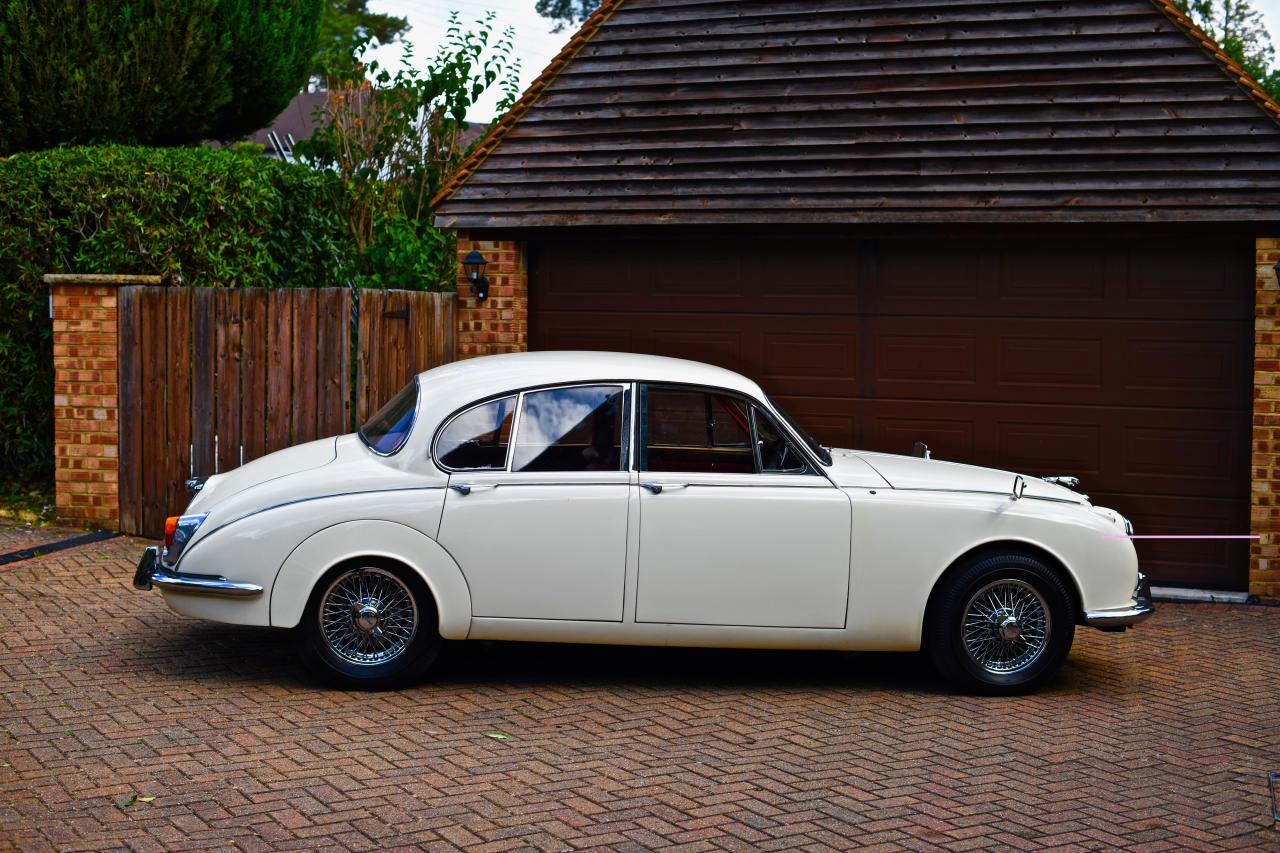 1968 Jaguar MK.II 2.4