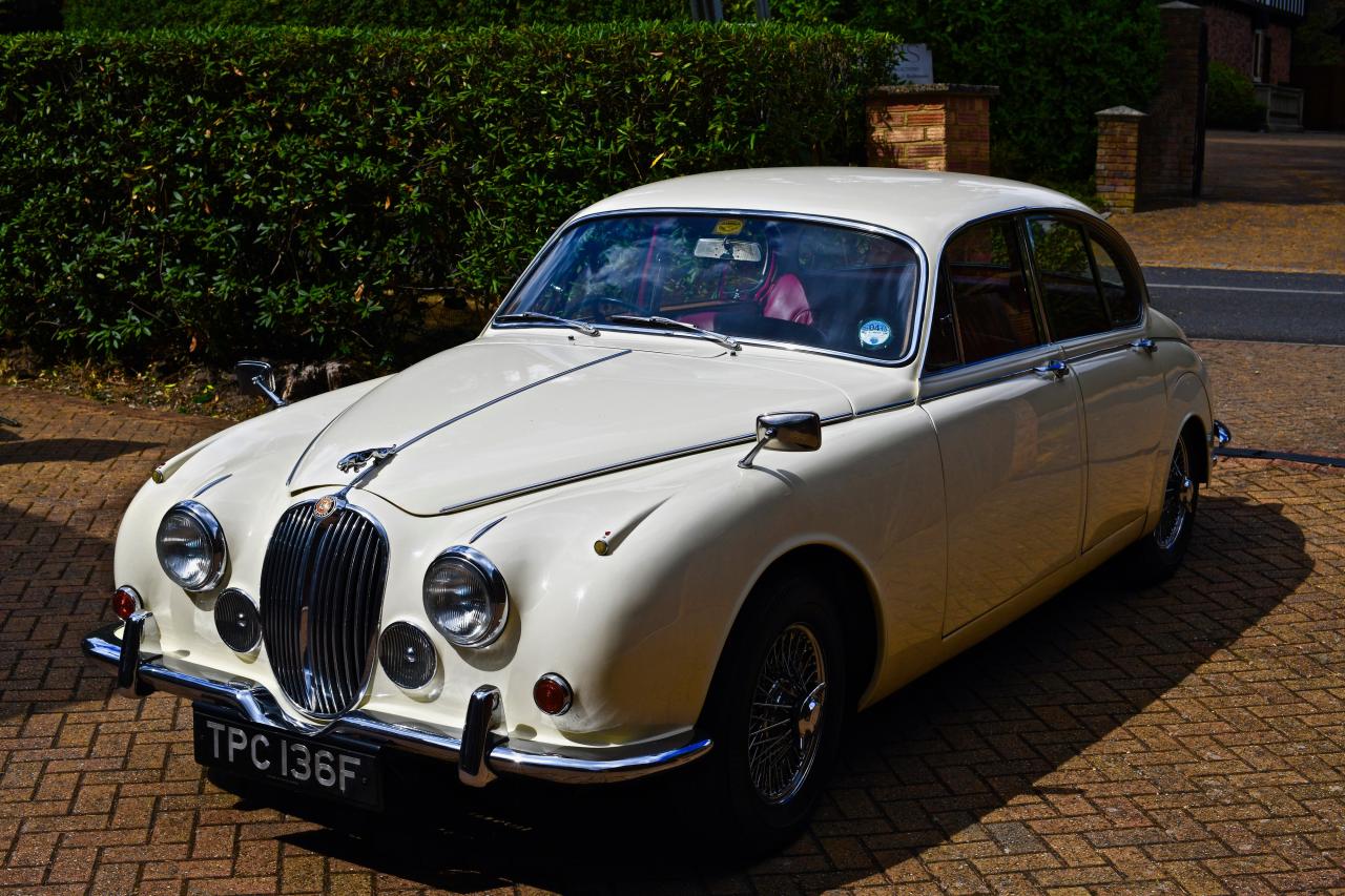 1968 Jaguar MK.II 2.4