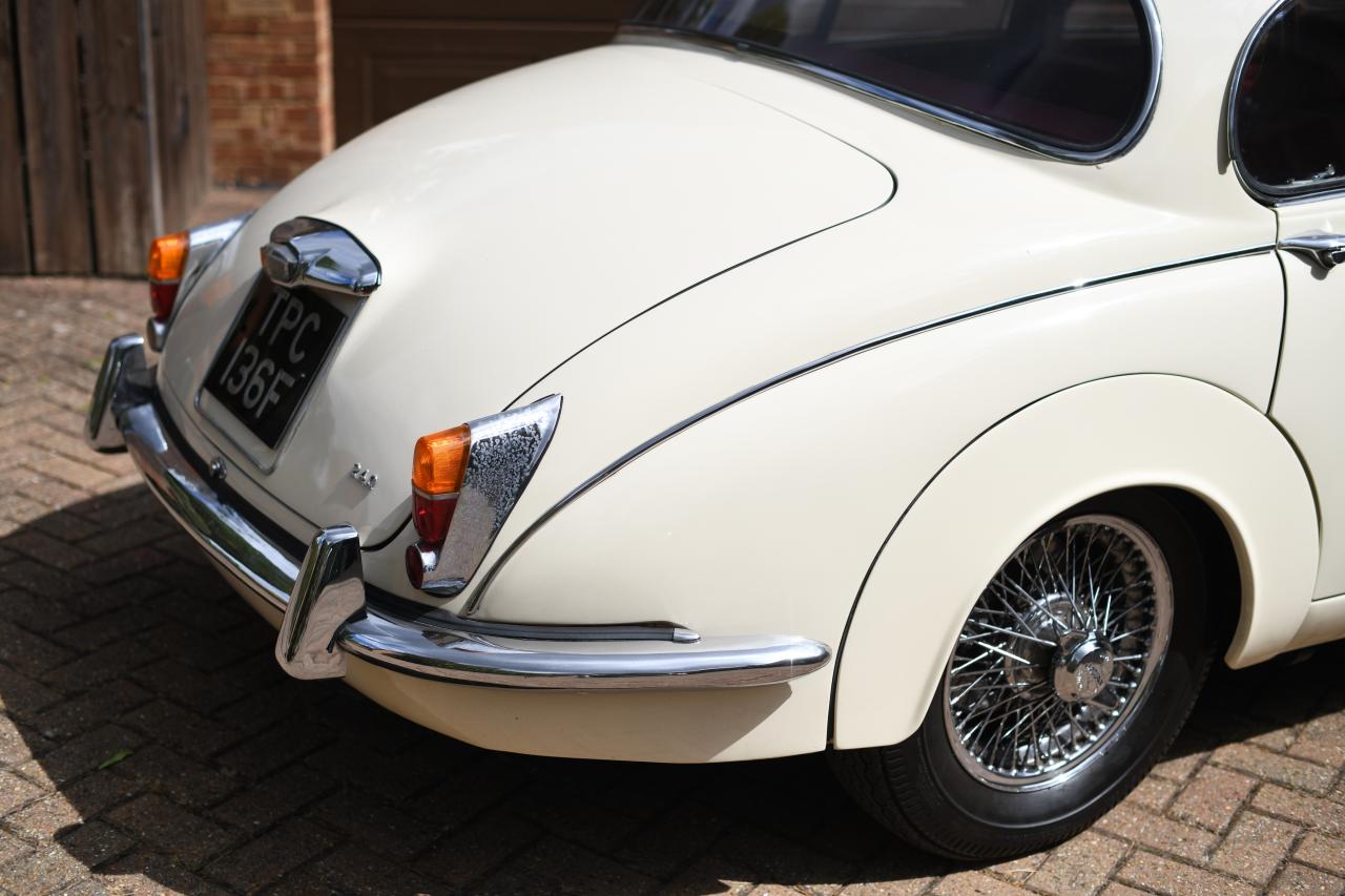 1968 Jaguar MK.II 2.4