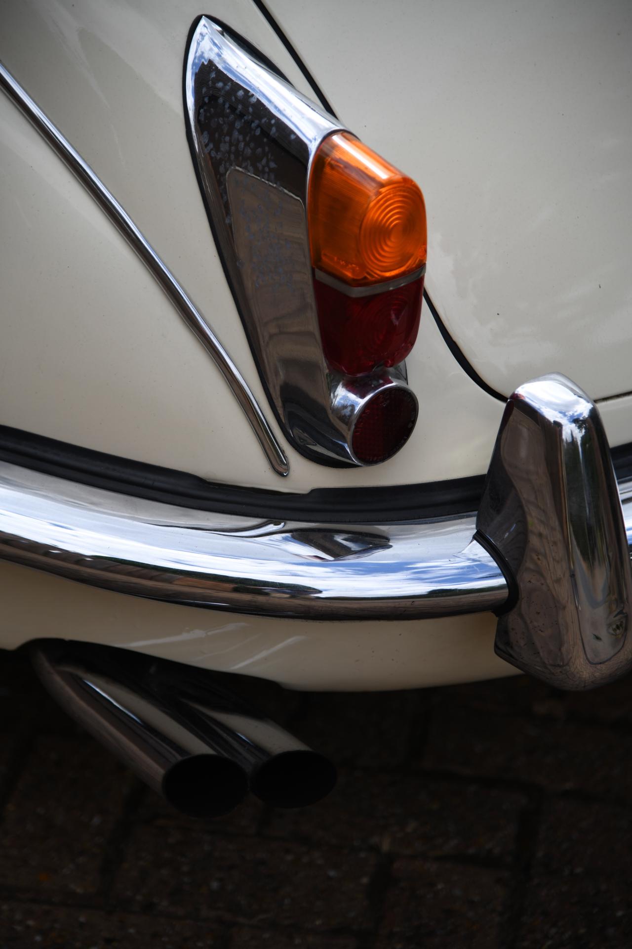 1968 Jaguar MK.II 2.4