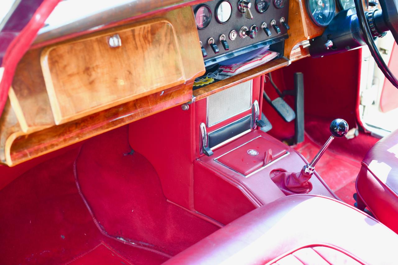 1968 Jaguar MK.II 2.4