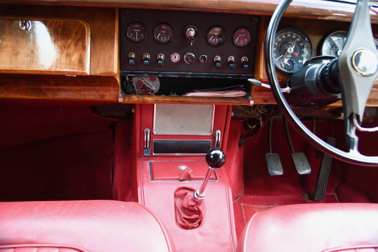 1968 Jaguar MK.II 2.4