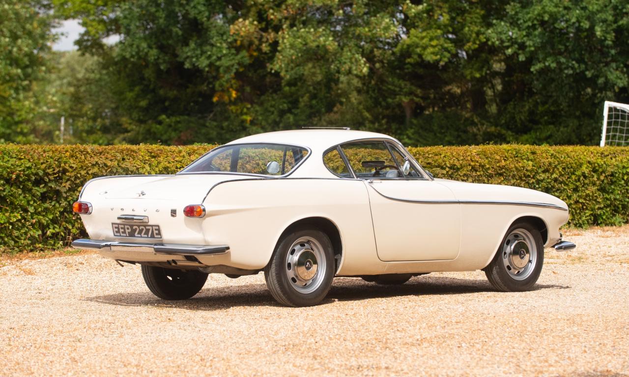 1966 Volvo P1800S